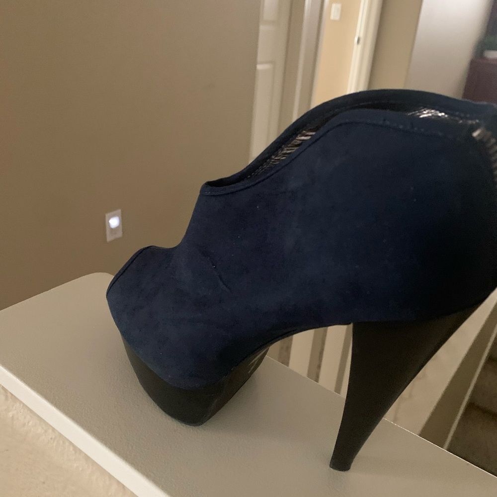 Suede ankle booty
